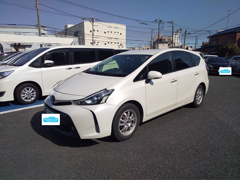 トヨタ プリウスα S チューン ブラックII