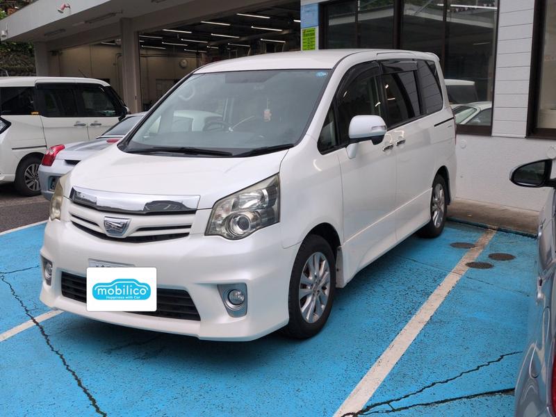 トヨタ ノア 50周年記念特別仕様車 Si レイッシュ