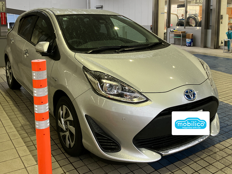 トヨタ アクア Sスタイルブラック