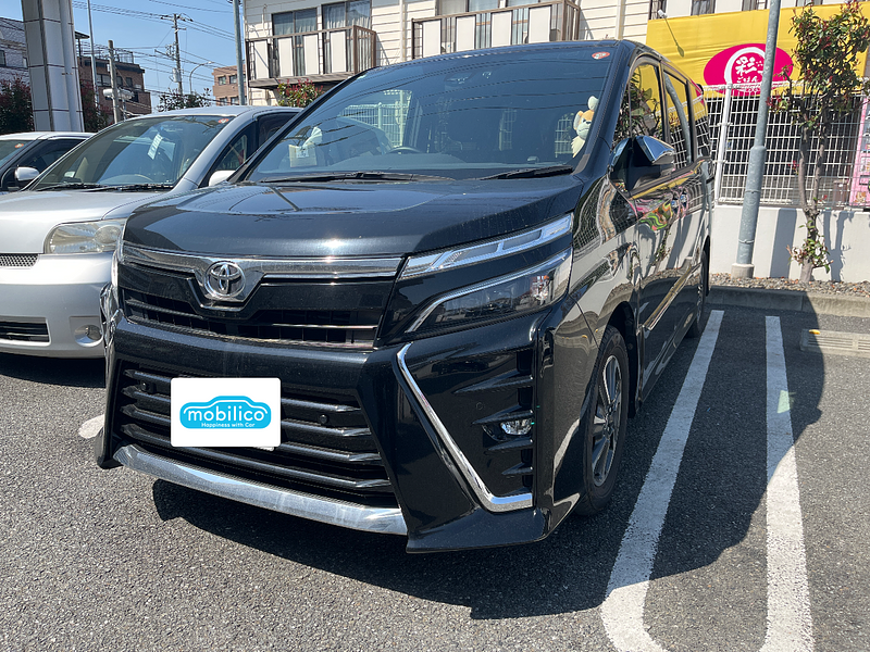 トヨタ ヴォクシー ZS 煌III