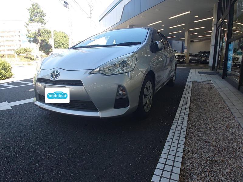 トヨタ アクア S