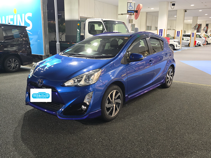 トヨタ アクア X-アーバン