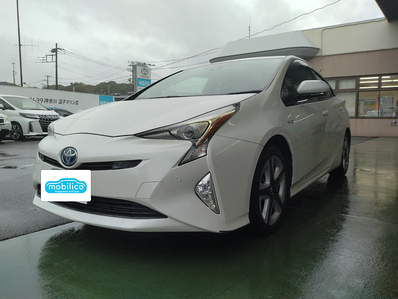 トヨタ プリウス Aツーリングセレクション