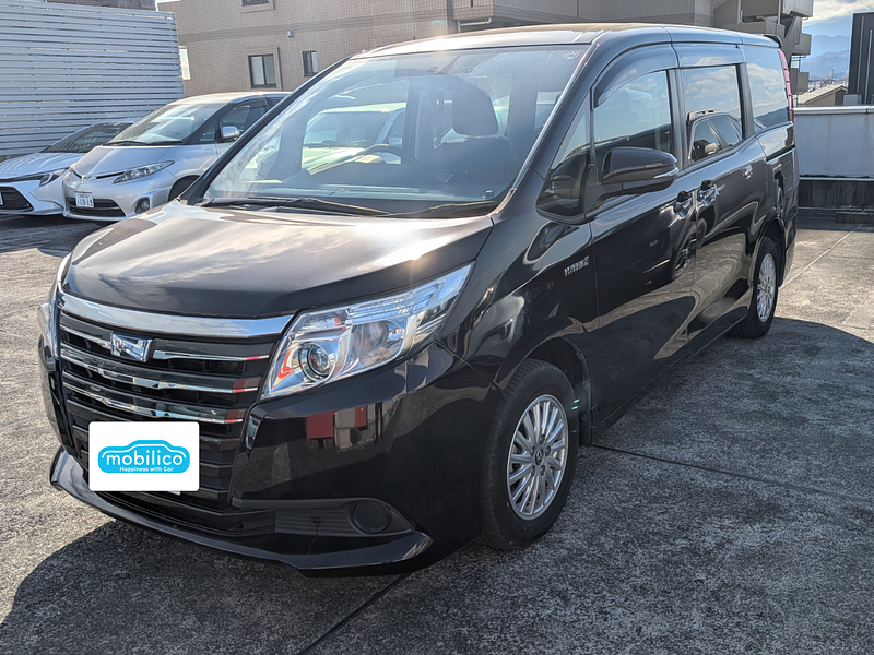 トヨタ ノア ハイブリッドX ディライトプラス