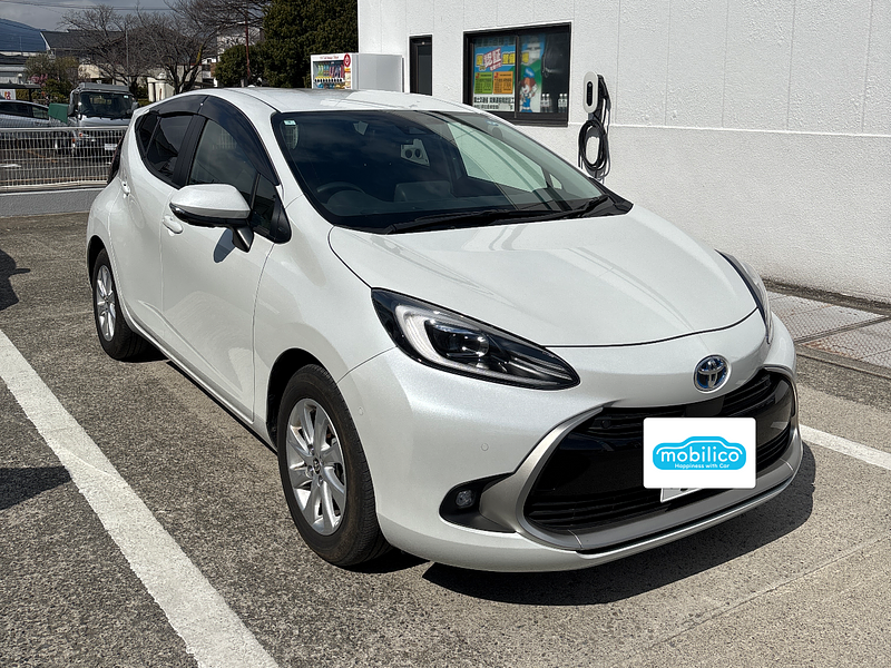 トヨタ アクア Z