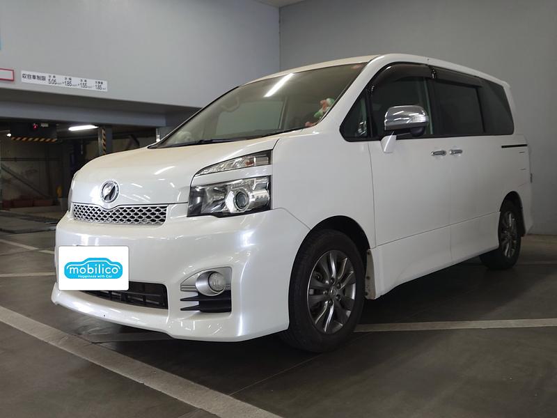 トヨタ ヴォクシー ZS 煌