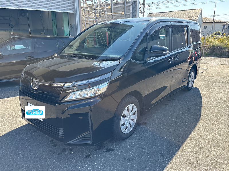 トヨタ ヴォクシー X