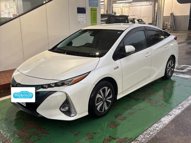トヨタ プリウスPHV Sセーフティプラス