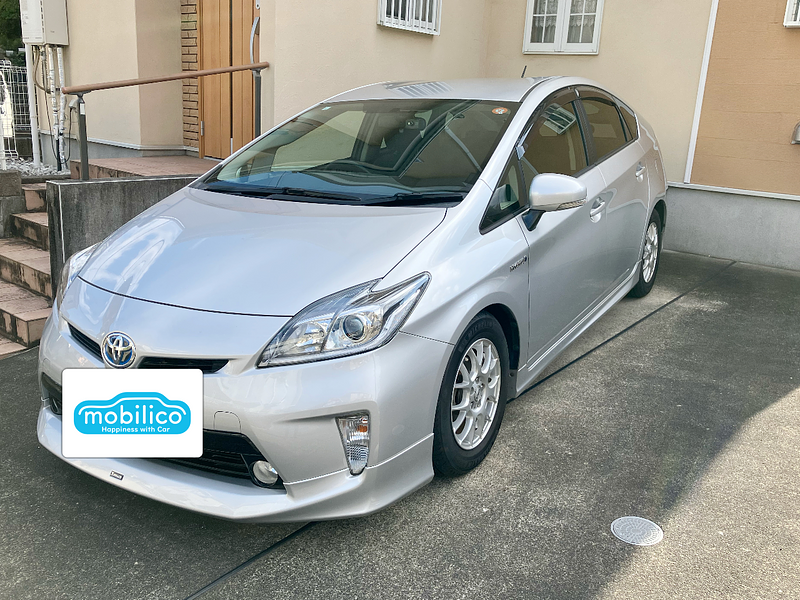 トヨタ プリウス S