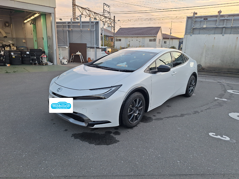 トヨタ プリウス Z