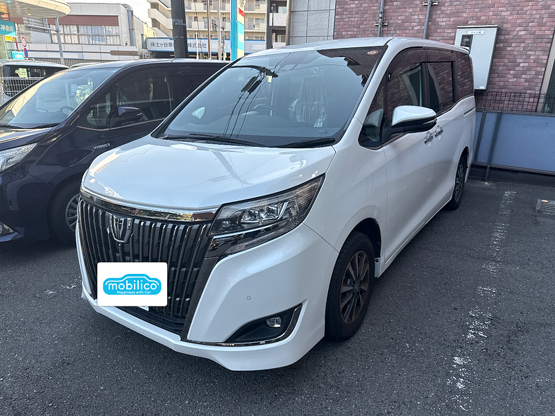 トヨタ エスクァイア Gi プレミアムパッケージ ブラックテーラード