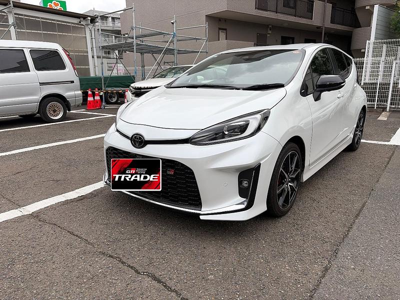 トヨタ アクア GRスポーツ