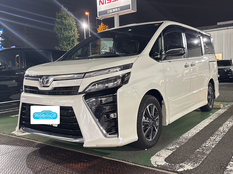 トヨタ ヴォクシー ZS 煌III