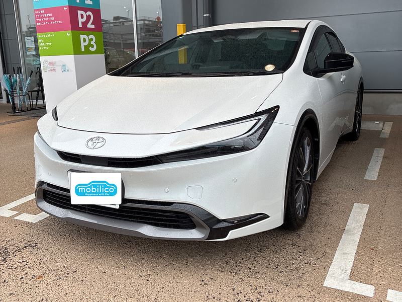 トヨタ プリウス Z