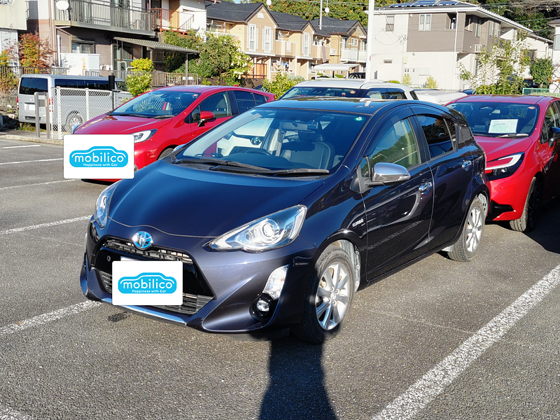 トヨタ アクア Gブラックソフトレザーセレクション