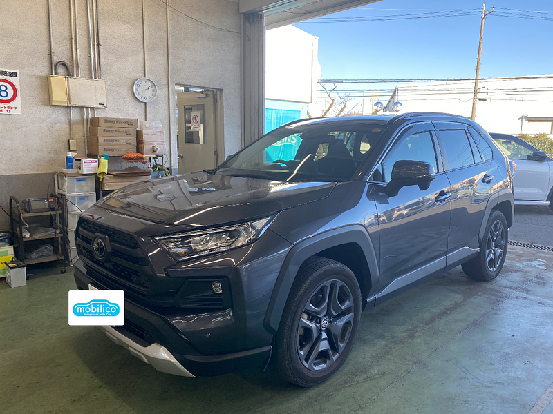 トヨタ RAV4 アドベンチャー