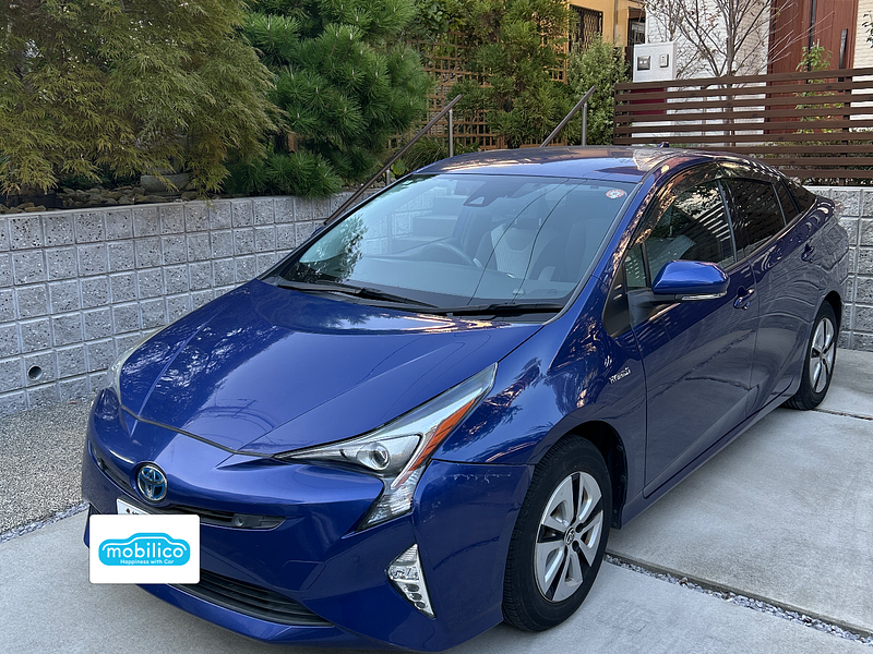 トヨタ プリウス A