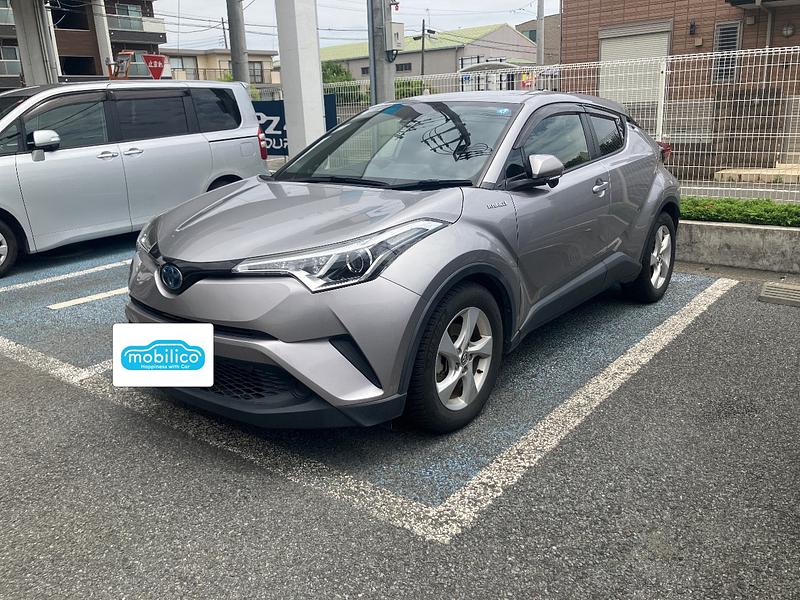 トヨタ C-HR S