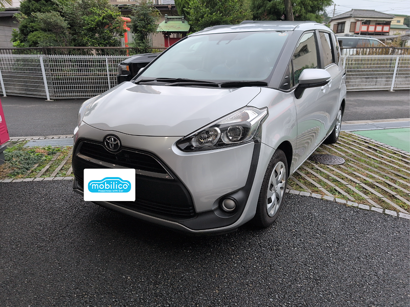 トヨタ シエンタ X