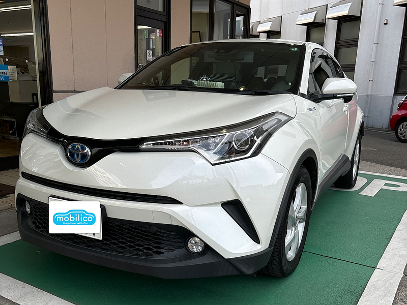 トヨタ C-HR S