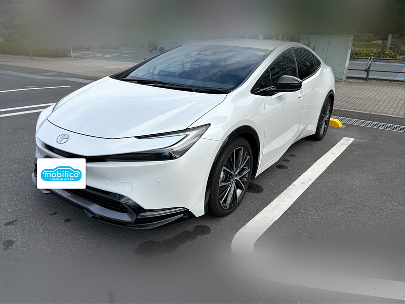 トヨタ プリウス Z