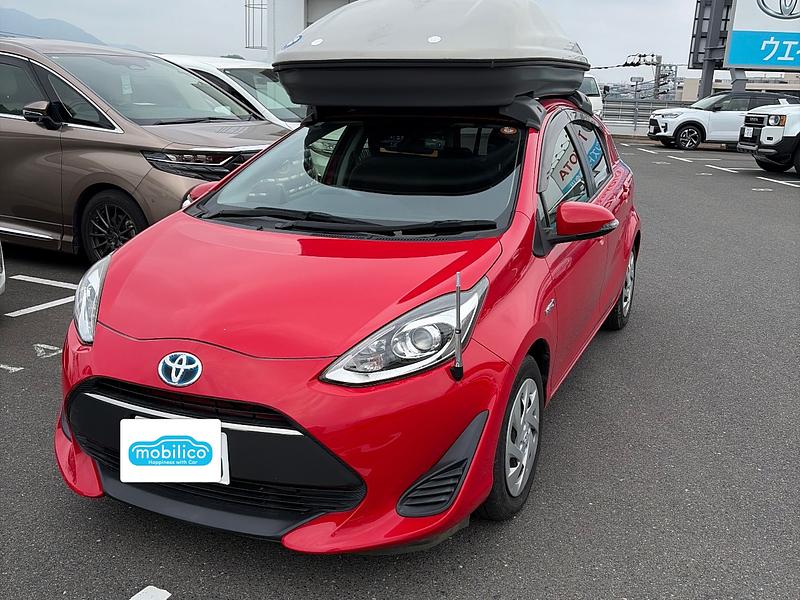 トヨタ アクア G