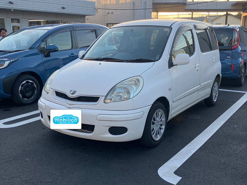 トヨタ ファンカーゴ X HIDセレクション