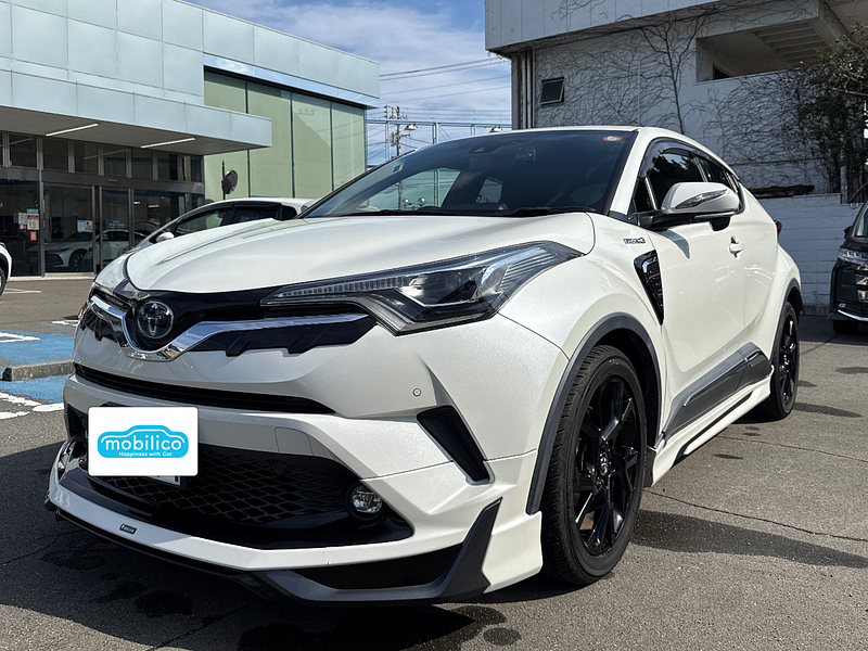 トヨタ C-HR G モード ネロ