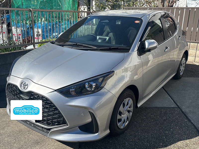 トヨタ ヤリス X