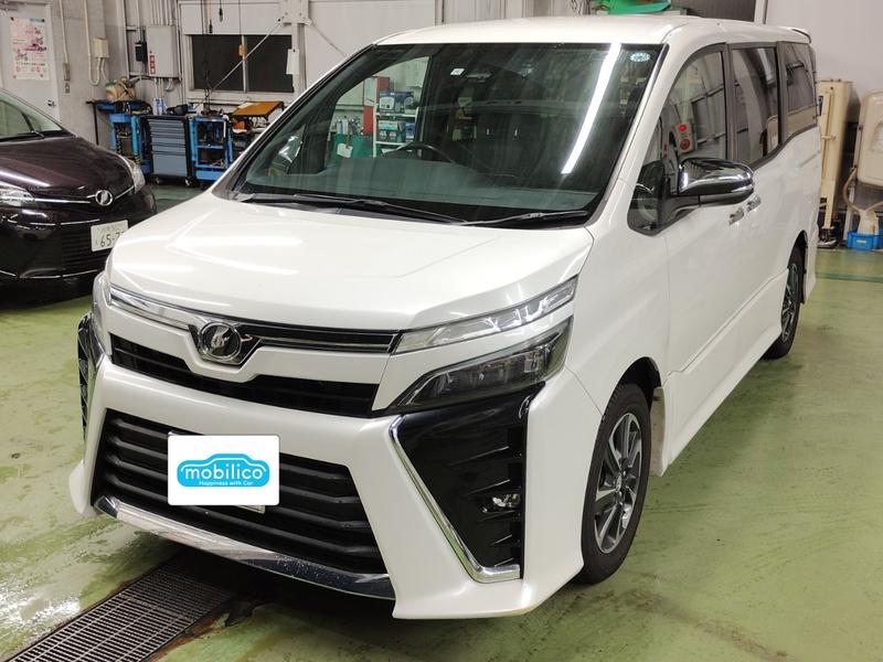 トヨタ ヴォクシー ZS 煌