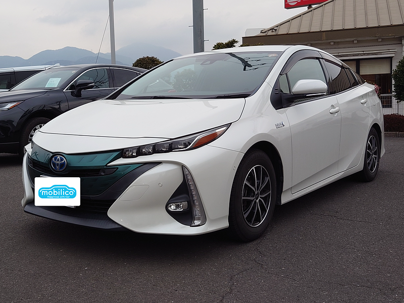 トヨタ プリウスPHV Sセーフティプラス