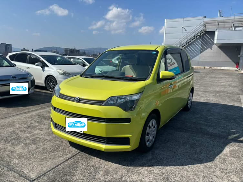 トヨタ スペイド Y