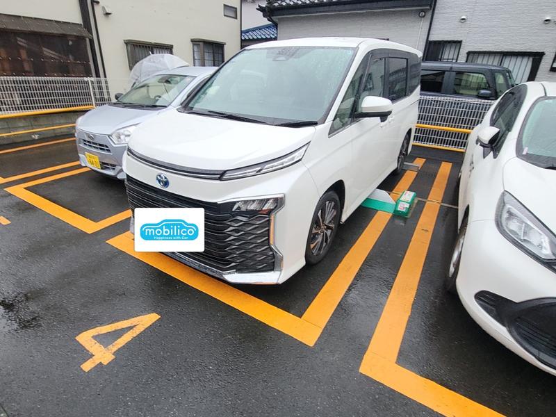 トヨタ ヴォクシー ハイブリッドS-Z