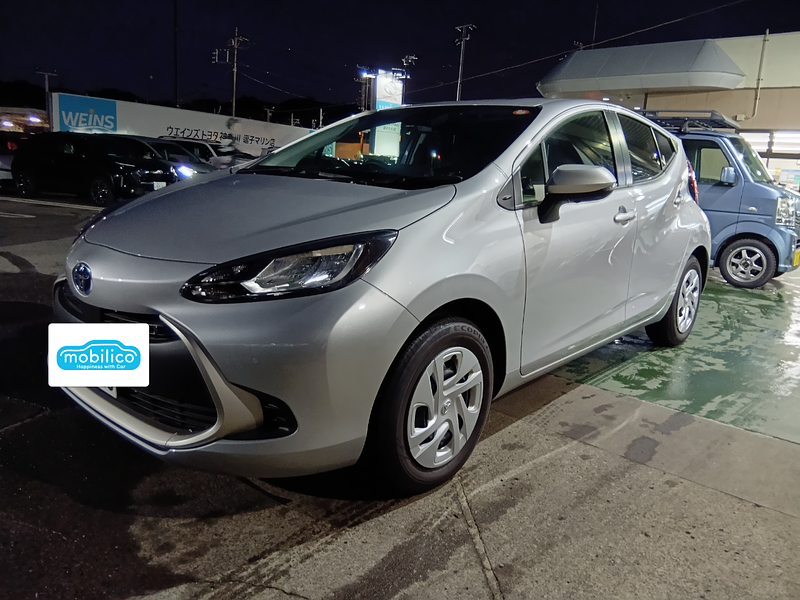 トヨタ アクア G