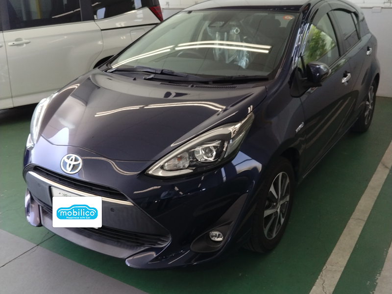 トヨタ アクア Sスタイルブラック