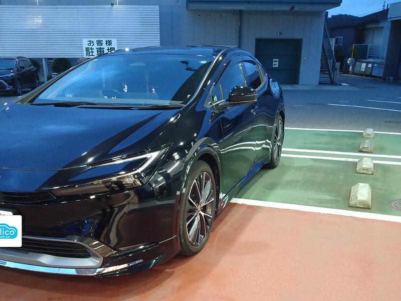 トヨタ プリウス Z