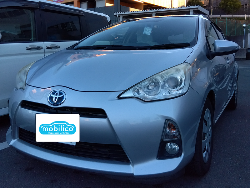 トヨタ アクア S