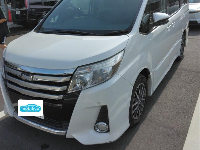 トヨタ ノア Si