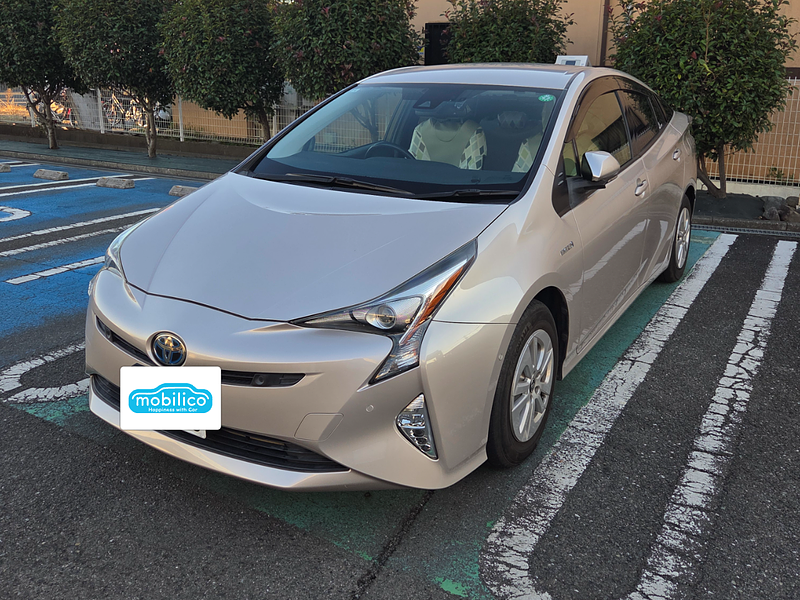 トヨタ プリウス Sセーフティプラス