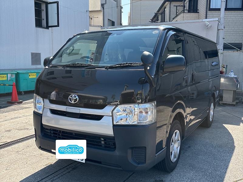 トヨタ ハイエースバン DX