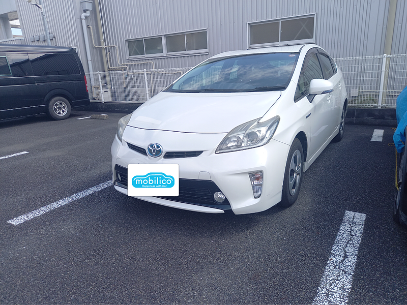 トヨタ プリウス S