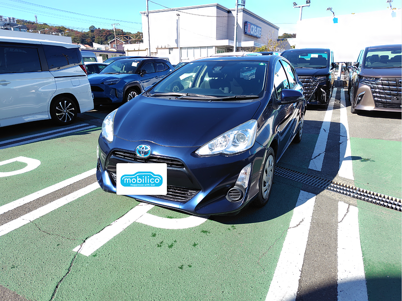 トヨタ アクア Sスタイルブラック