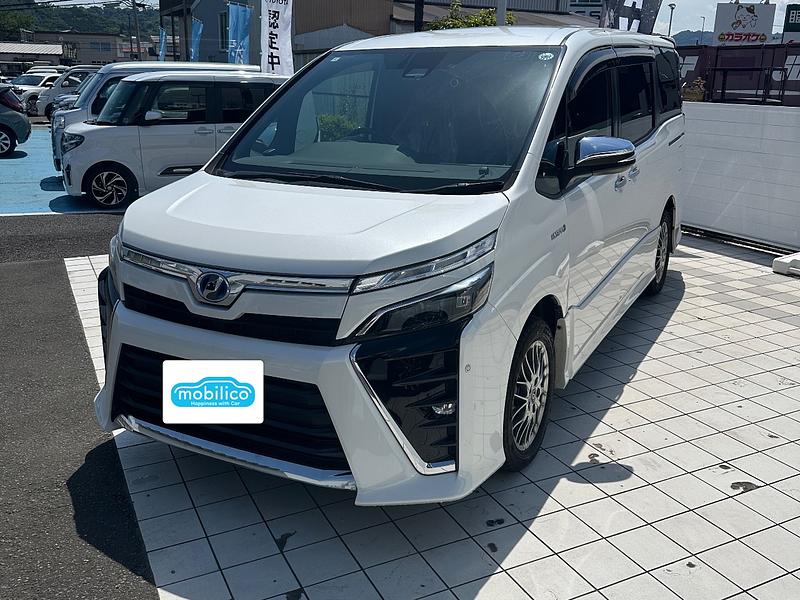 トヨタ ヴォクシー ハイブリッドZS 煌