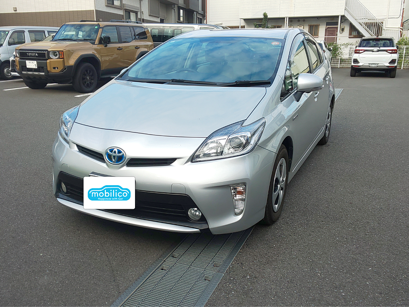 トヨタ プリウス S