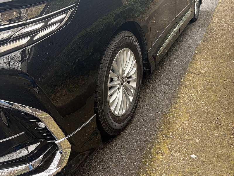 トヨタ アルファード Z