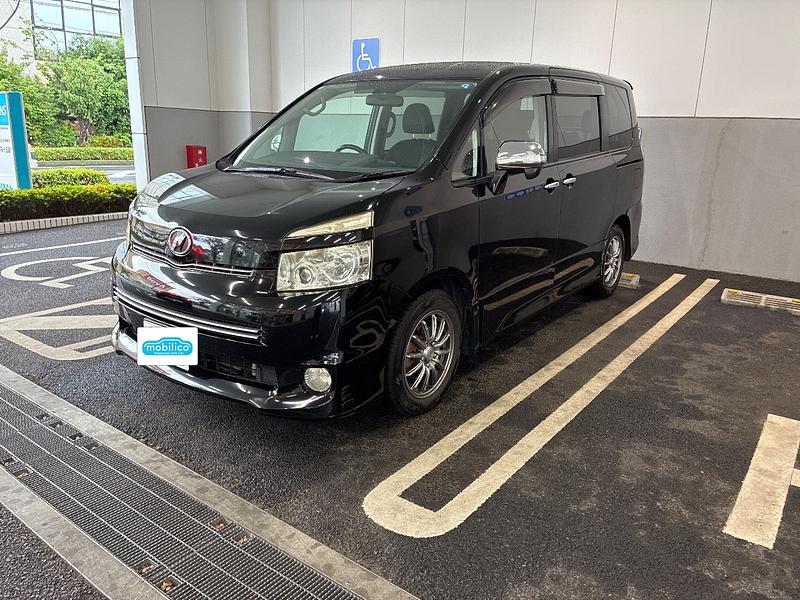 トヨタ ヴォクシー ZS 煌II