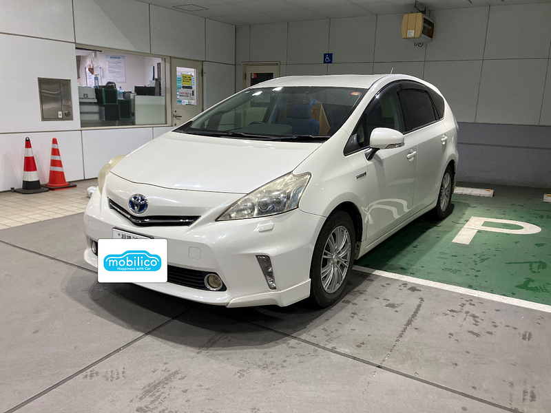 トヨタ プリウスα Sツーリングセレクション