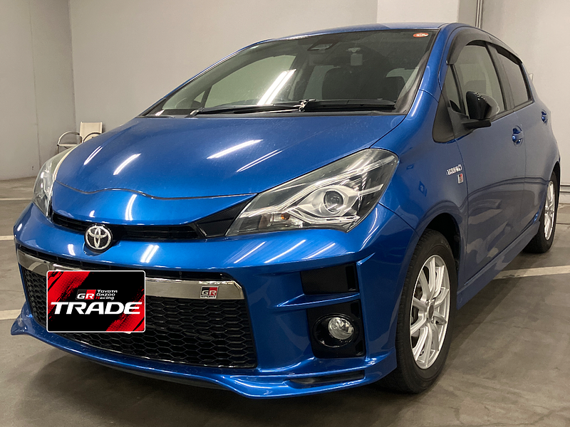 トヨタ ヴィッツ ハイブリッドGRスポーツ