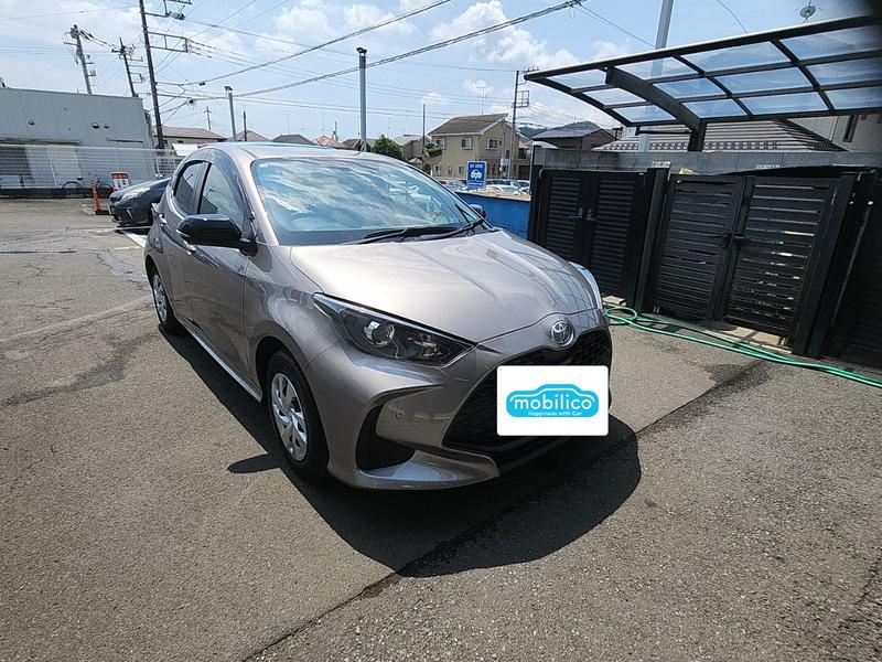 トヨタ ヤリス X