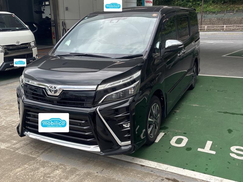トヨタ ヴォクシー ZS 煌III